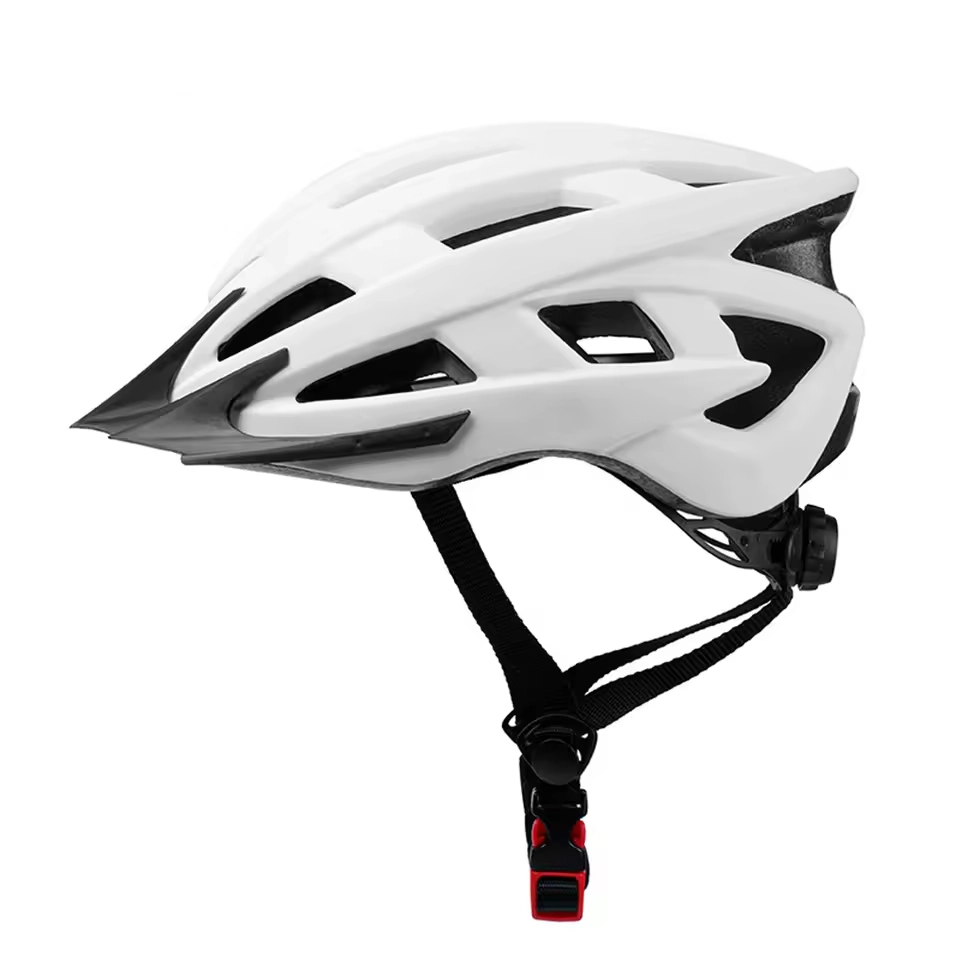Casque trottinette style VTT